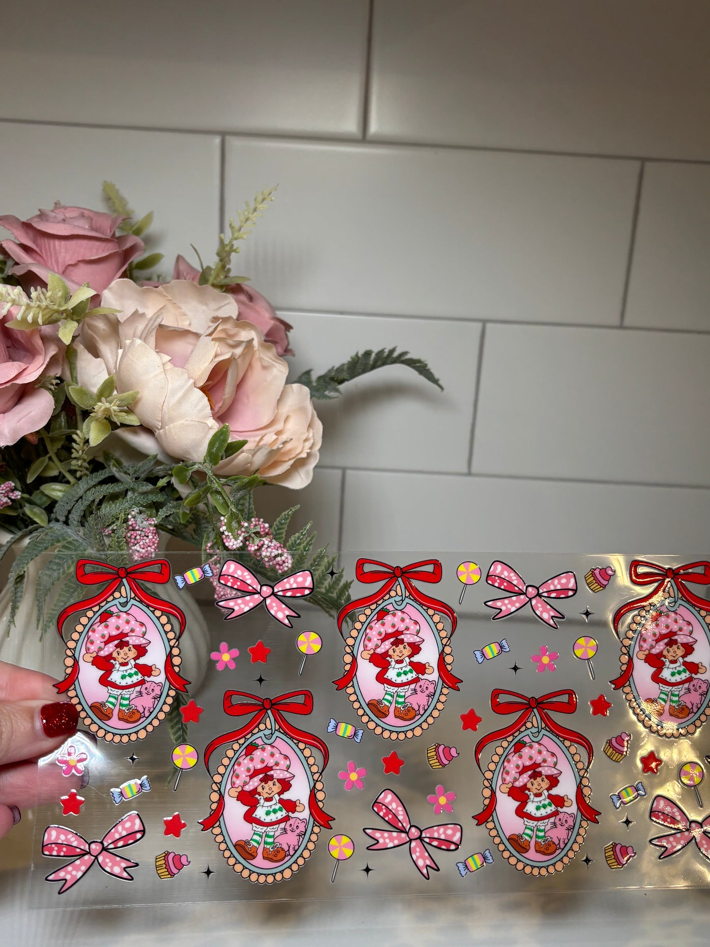 Strawberry Girl Frame 16 Ounce UV DTF Decal