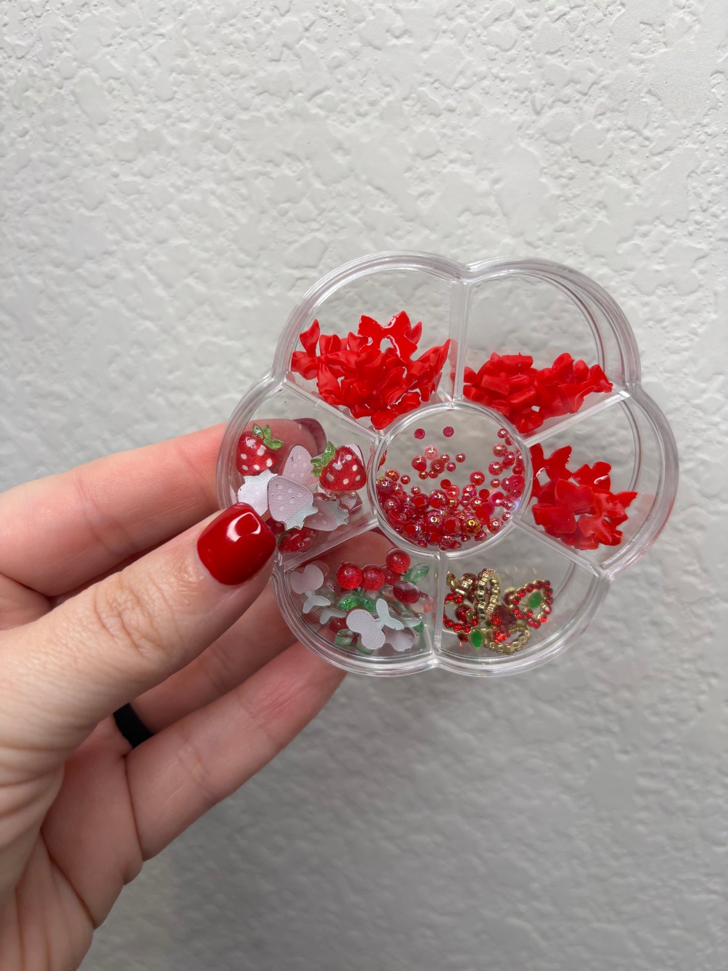 Red Flatback Flower Embellishment Set
