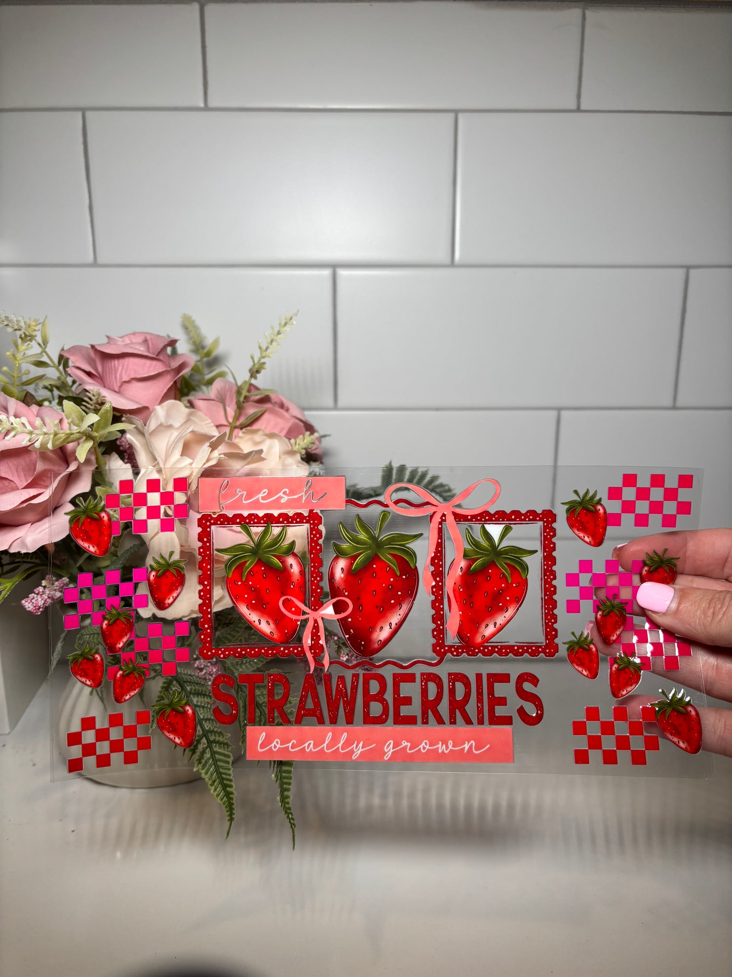 Strawberries Checkered UV DTF Cup Wrap