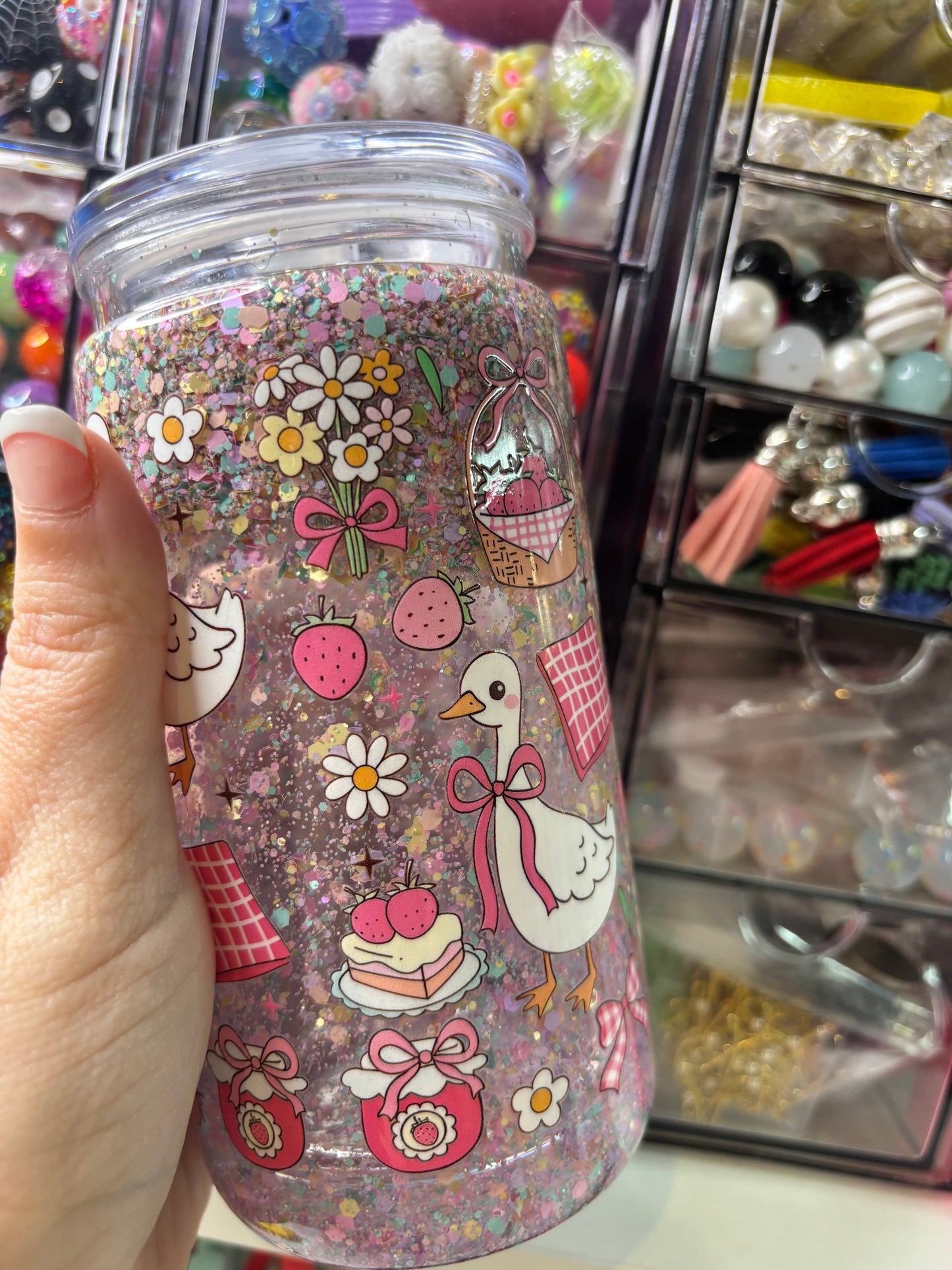 Strawberry Geese Snowglobe Tumbler – Fast Flow